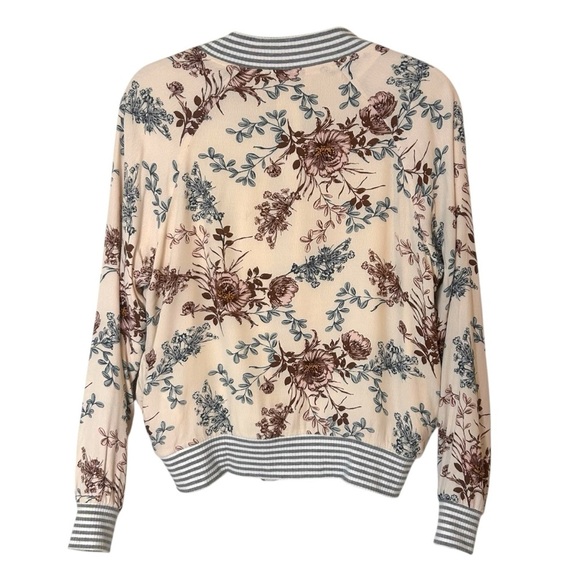 Saltwater LUXE Crossfire Bomber- Floral Mix Print Bomber- Size Small - Picture 5 of 10